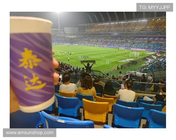 中超首红震惊赛场姜至鹏肘击